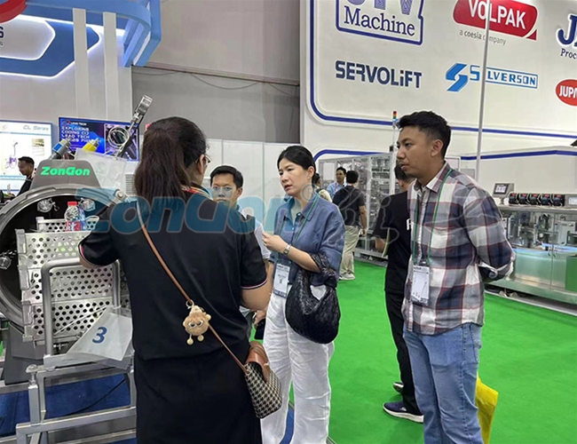 印尼展會(huì)現(xiàn)場