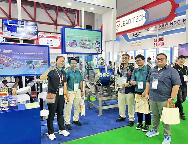 印尼展會現(xiàn)場