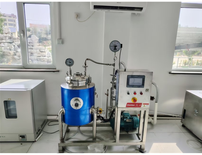 實(shí)驗(yàn)型膨化機(jī)